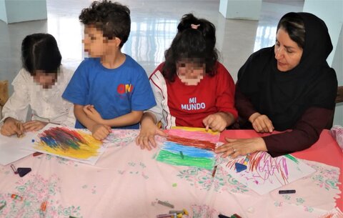 برنامه گروهی هنری اسکراچ‌بُرد در مرکز جامع نیلوفر کهریزک برگزار شد