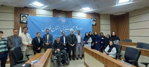 حضور مدیر کل و معاونین بهزیستی فارس در جلسه شورای تشکل ها|تقدیر از مراکز فعال در جنگ تحمیلی ۱۲ روزه