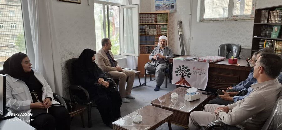 دیدار رئیس بهزیستی دیواندره با امام جمعه شهرستان