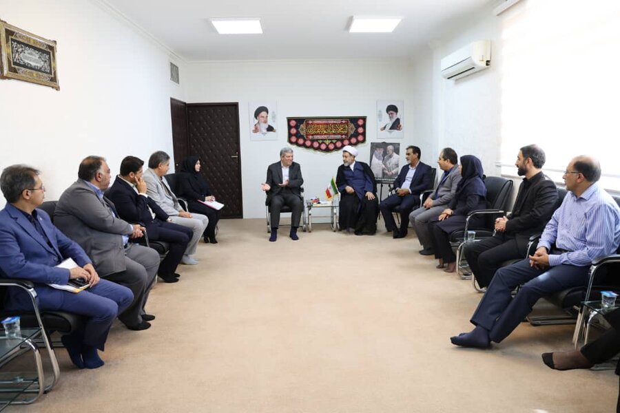 دیدار رئیس سازمان بهزیستی با نماینده ولی فقیه در کرمان