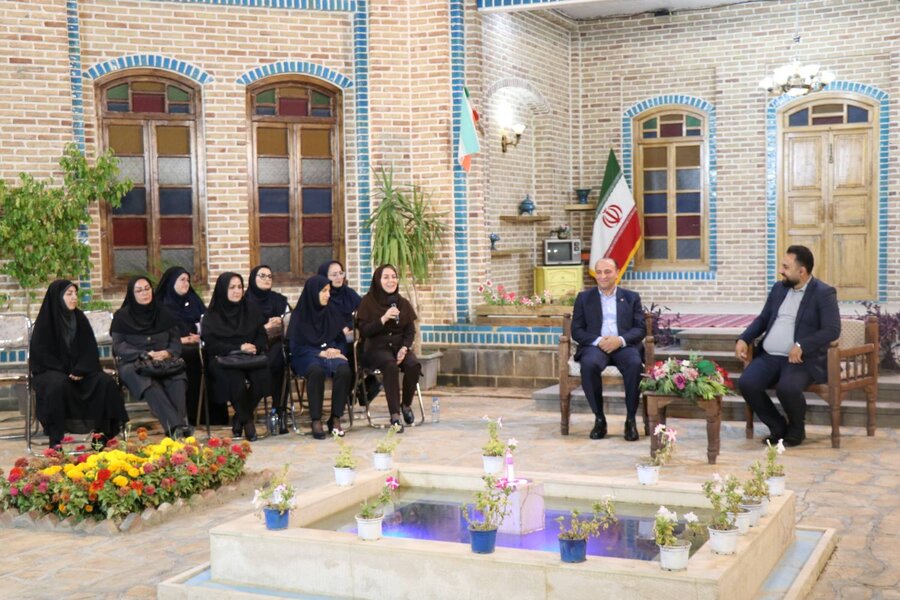 در رسانه / حضور مدیرکل و کارکنان بهزیستی آذربایجانغربی در برنامه زنده تلویزیونی "اولدوز" به مناسبت هفته بهزیستی