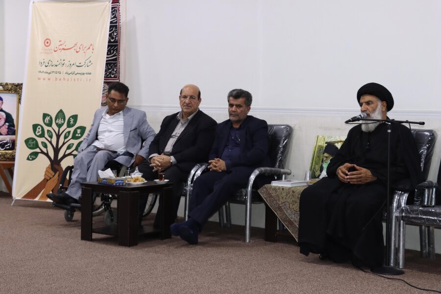 دیدار مدیرکل و کارکنان بهزیستی خوزستان با نماینده ولی‌فقیه در استان به مناسبت هفته بهزیستی