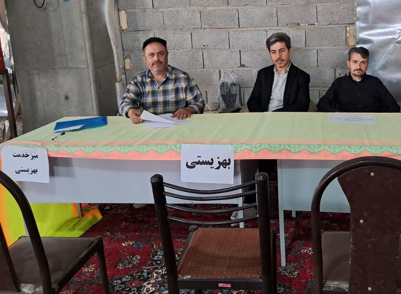 سخنرانی معاون توسعه توانمندسازی بهزیستی در نمازجمعه پردیسان و برپایی میز خدمت