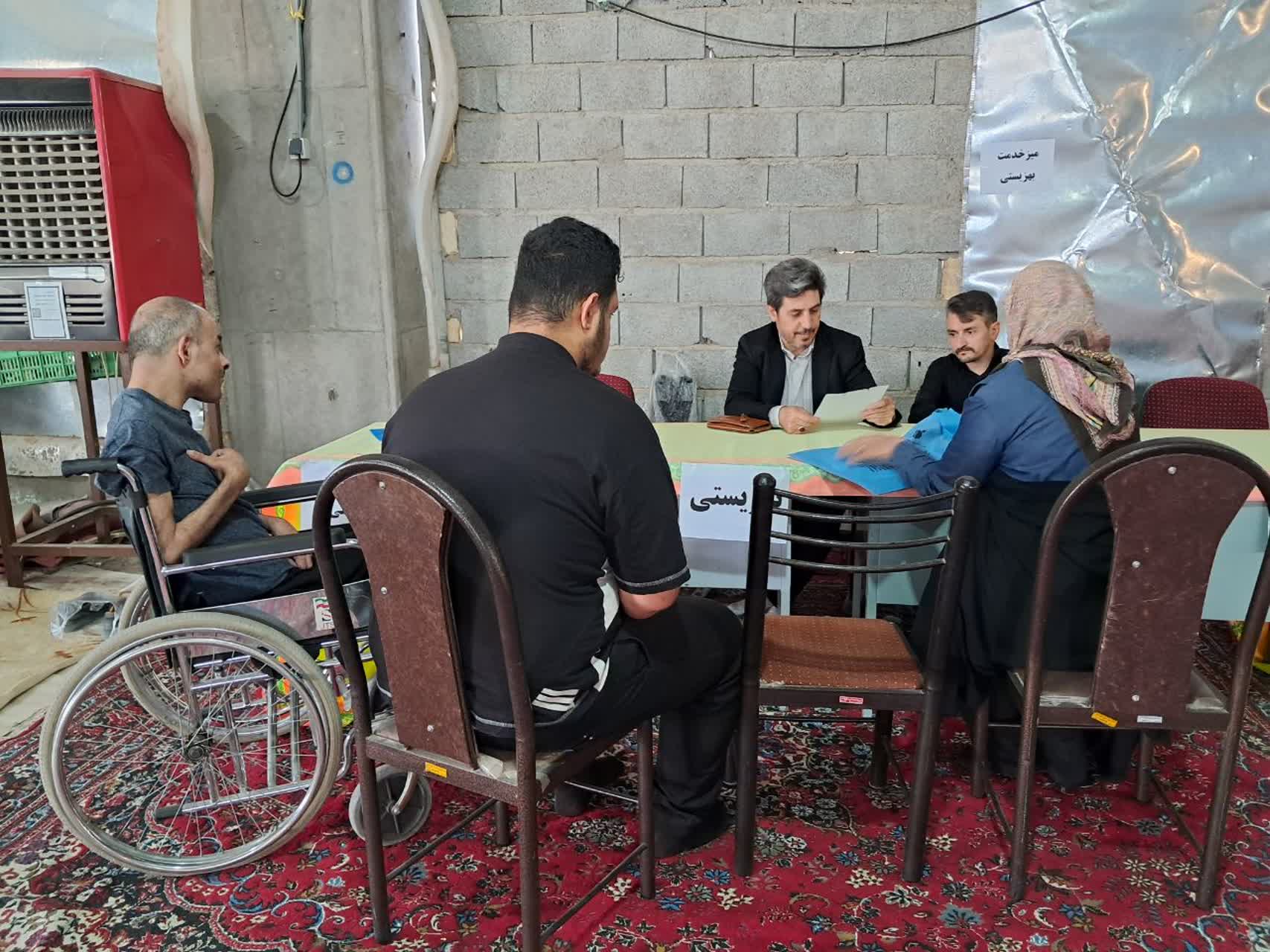 سخنرانی معاون توسعه توانمندسازی بهزیستی در نمازجمعه پردیسان و برپایی میز خدمت