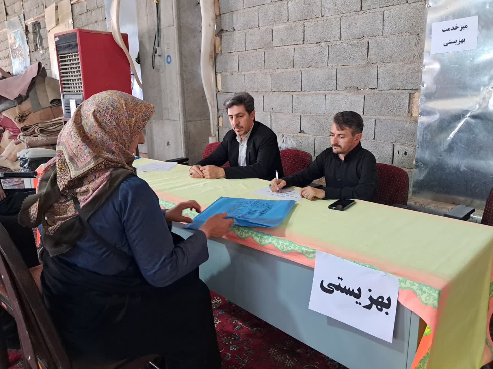 سخنرانی معاون توسعه توانمندسازی بهزیستی در نمازجمعه پردیسان و برپایی میز خدمت