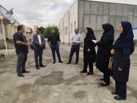 گزارش تصویری/ بازدید میدانی تیم نظارتی مناسب سازی استان از وضعیت مناسب سازی ادارات و اماکن عمومی شهرستان ماکو