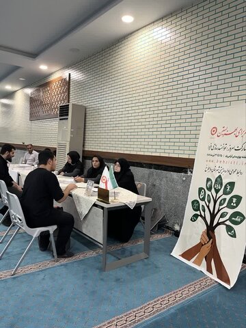 میز خدمت در شهر هشتگرد و در محل مصلی امام خمینی (ره) برگزار شد