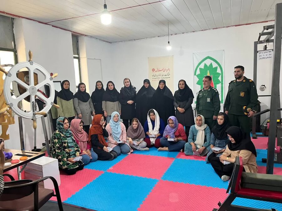 فرمانده سپاه کامیاران در مرکز حرفهآموزی معلولین ژیهات حضور یافت