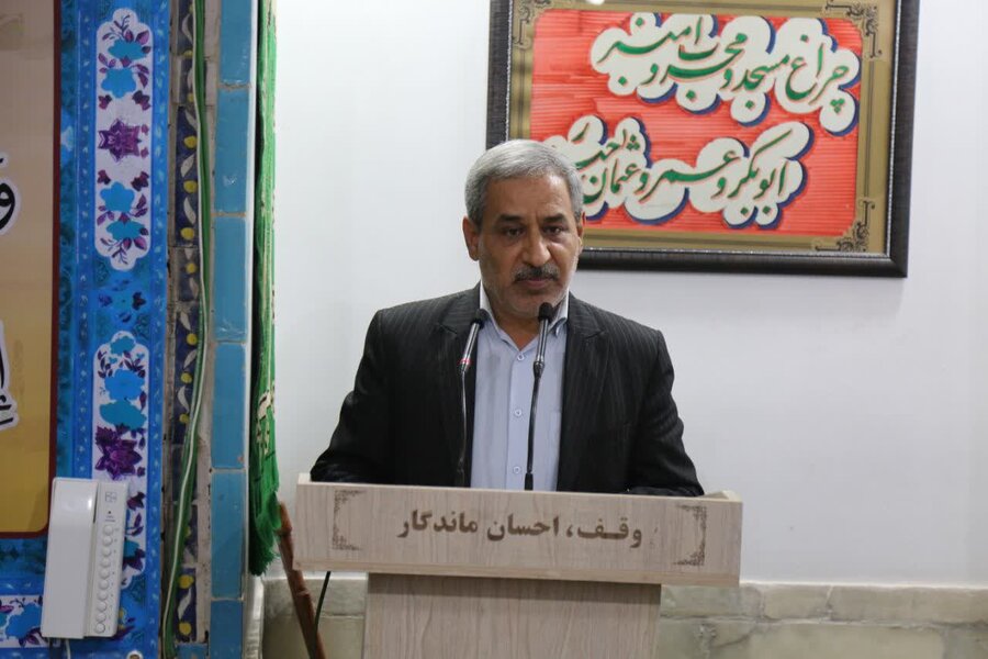 سنندج | میز خدمت بهزیستی با حضور مدیرکل در مسجد جامع برپا شد