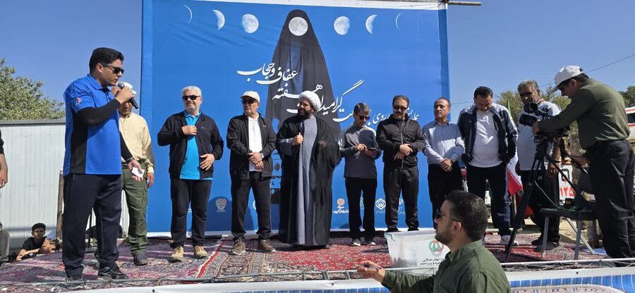 حضور سرپرست اداره کل بهزیستی کهگیلویه و بویراحمد در پیاده‌روی خانوادگی با محوریت عفاف و حجاب و هفته بهزیستی