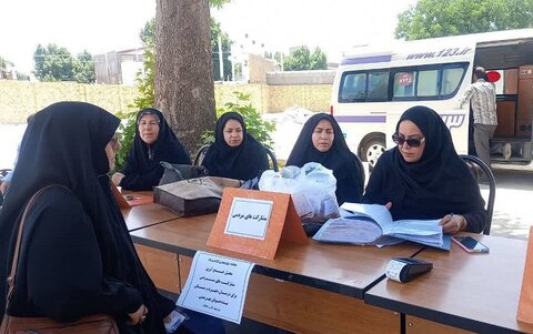 گزارش تصویری| ایستگاه جذب مشارکت های مردمی و حامیان برای کودکان نیازمند در حاشیه نماز پرفیض جمعه شهرستان خدابنده برپاشد