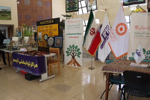 گزارش تصویری| غبار روبی مزار شهدای گمنام و افتتاح نمایشگاه خواستن و توانستن برای ایران همدل
