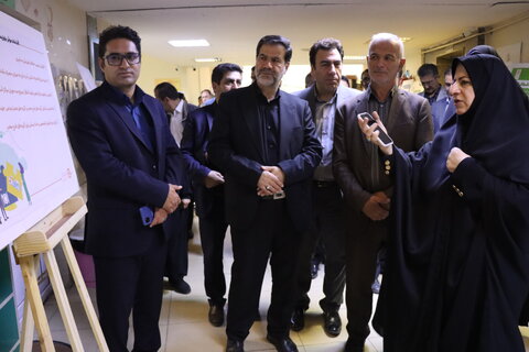گزارش تصویری| غبار روبی مزار شهدای گمنام و افتتاح نمایشگاه خواستن و توانستن برای ایران همدل