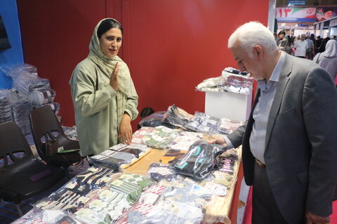 استقبال پرشور از غرفه توانمندی‌های بانوان کارآفرین بهزیستی