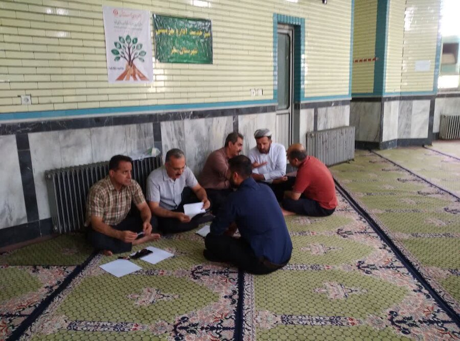 برپایی میز خدمت بهزیستی در نماز جمعه سقز