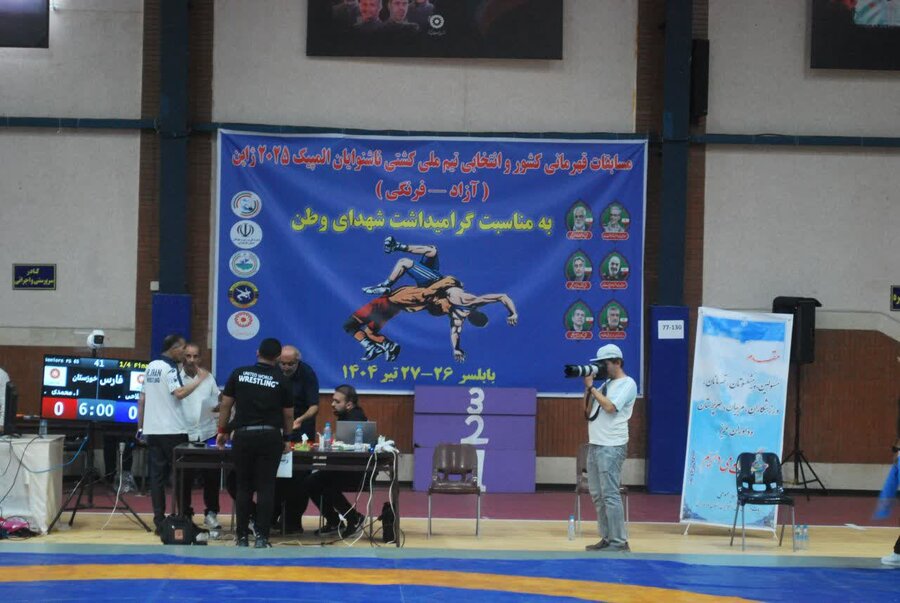 مسابقات آماده سازی تیم ملی کشتی ناشنوایان در بابلسر برگزار شد