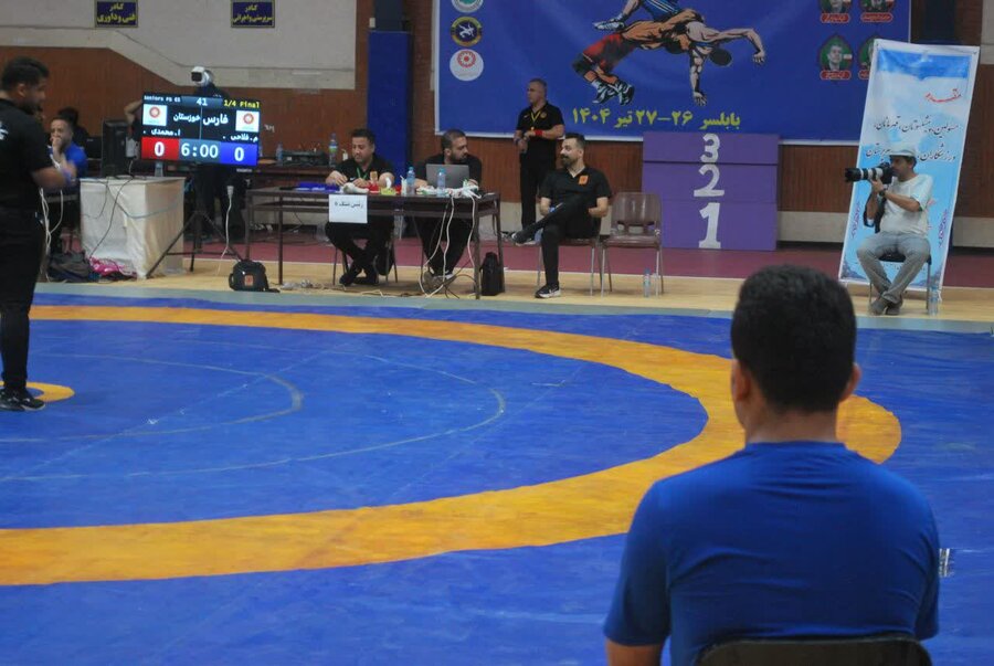 مسابقات کشتی ناشنوایان