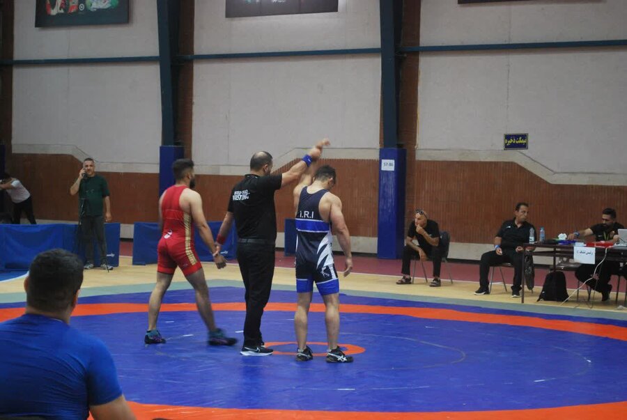 مسابقات کشتی ناشنوایان