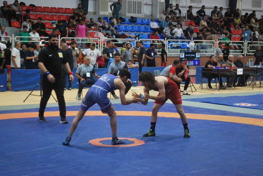 مسابقات کشتی ناشنوایان