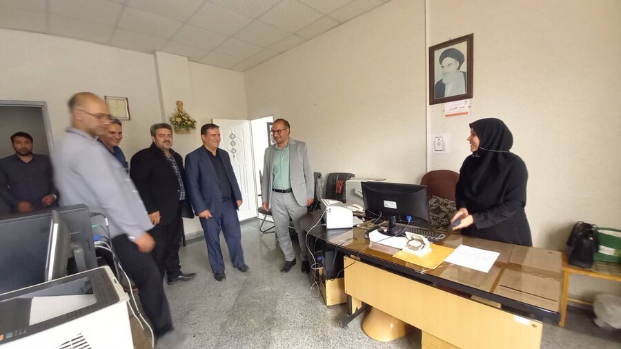 فیروزکوه | فرماندار شهرستان  مهمان اداره بهزیستی شد