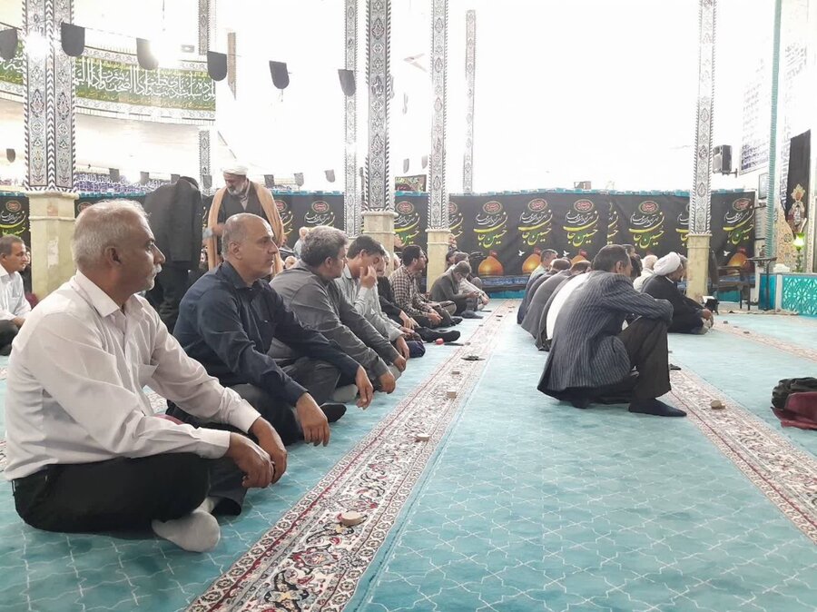 فیروزکوه | استقرار میز خدمت به مناسبت هفته بهزیستی در مسجد امام حسین (ع) فیروزکوه | استقرار میز خدمت به مناسبت هفته بهزیستی در مسجد امام حسین (ع)