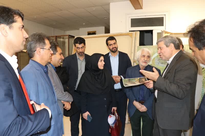 بازدید معاون وزیر تعاون ، کا و رفاه اجتماعی  از مجموعه خوشنویسی استاد مودب