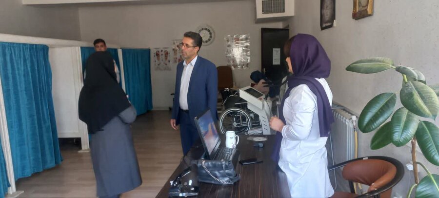 فرماندار کامیاران از بهزیستی بازدید کرد