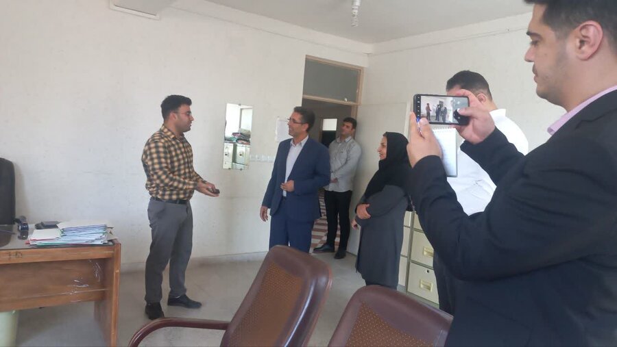 فرماندار کامیاران از بهزیستی بازدید کرد