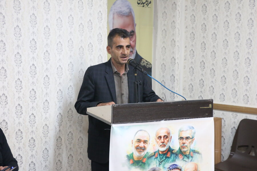 روایت برادر شهید امیر شمسی از نوجوانی که قمقمههای رزمندگان را پر میکرد