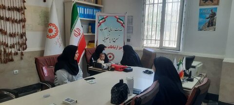 برپایی میز خدمت و ویزیت رایگان پزشکی گرامیداشت هفته بهزیستی در شهرستان اشتهارد