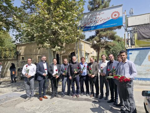 به مناسبت هفته بهزیستی و در راستای شعار "باهم برای ایران"/ دیدار مسئولین مدیریت شهری با مدیر و کارکنان بهزیستی کرج