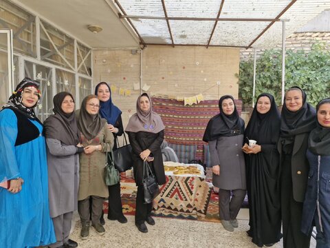 به مناسبت هفته بهزیستی / جشنواره آیبنه‌ها در مؤسسه هستی‌بخش البرز برگزار شد
