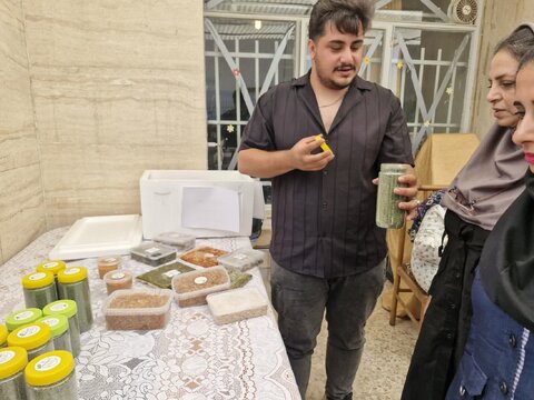 به مناسبت هفته بهزیستی / جشنواره آیبنه‌ها در مؤسسه هستی‌بخش البرز برگزار شد
