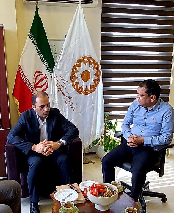 دیدار صمیمانه مدیر آموزش و پرورش کیش با سرپرست اداره بهزیستی به مناسبت هفته بهزیستی