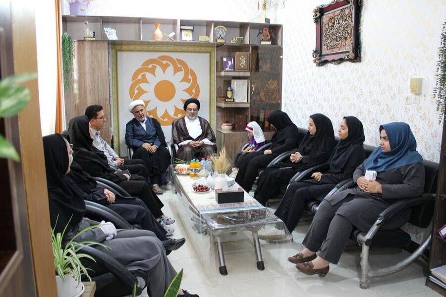 جم|حضور امام جمعه محترم شهرستان جم در اداره بهزیستی به مناسبت هفته بهزیستی