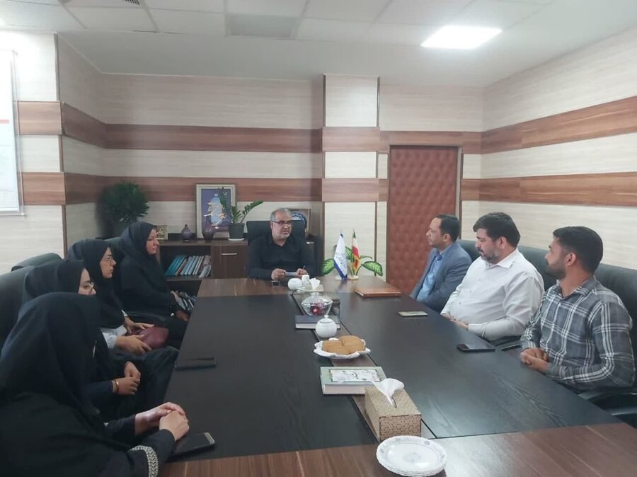  
آشتیان ا دیدار رئیس و کارکنان ادارات بهزیستی و تأمین اجتماعی با فرماندار  