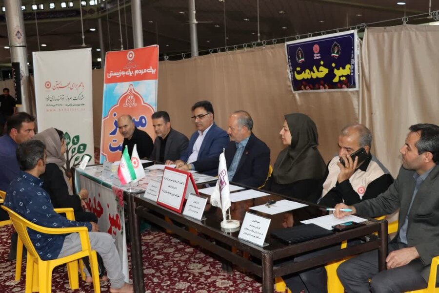 برگزاری میز خدمت بهزیستی استان مرکزی در مصلی بیت‌المقدس اراک به مناسبت  گرامیداشت هفته بهزیستی