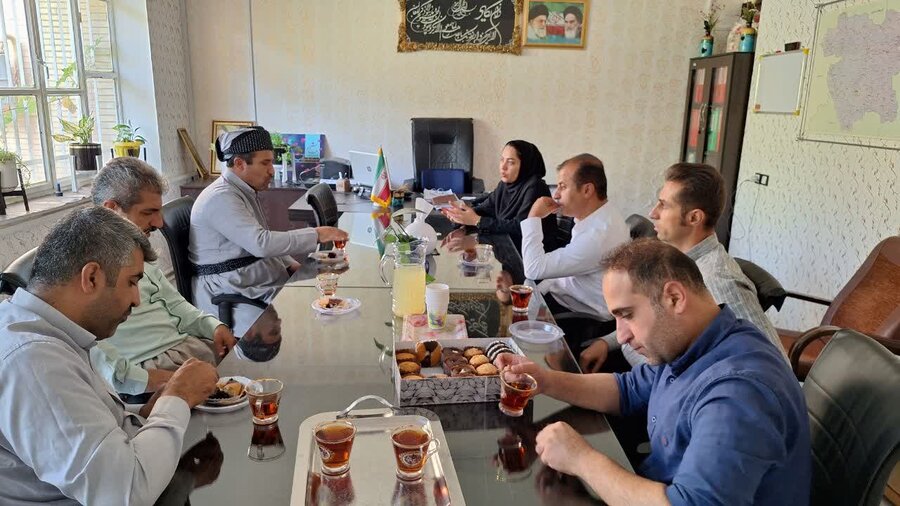 دیدار مسئولان سروآباد با رئیس بهزیستی