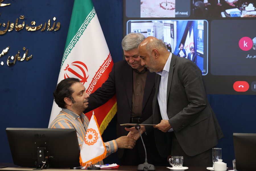 آیین افتتاح همزمان 10569پروژه بهزیستی با حضور وزیر محترم تعاون کار رفاه اجتماعی آیین افتتاح همزمان 10569پروژه بهزیستی با حضور وزیر محترم تعاون کار رفاه اجتماعی