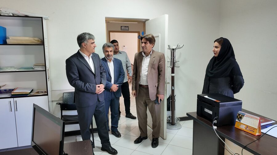 دیدار فرماندار سنندج با کارکنان بهزیستی