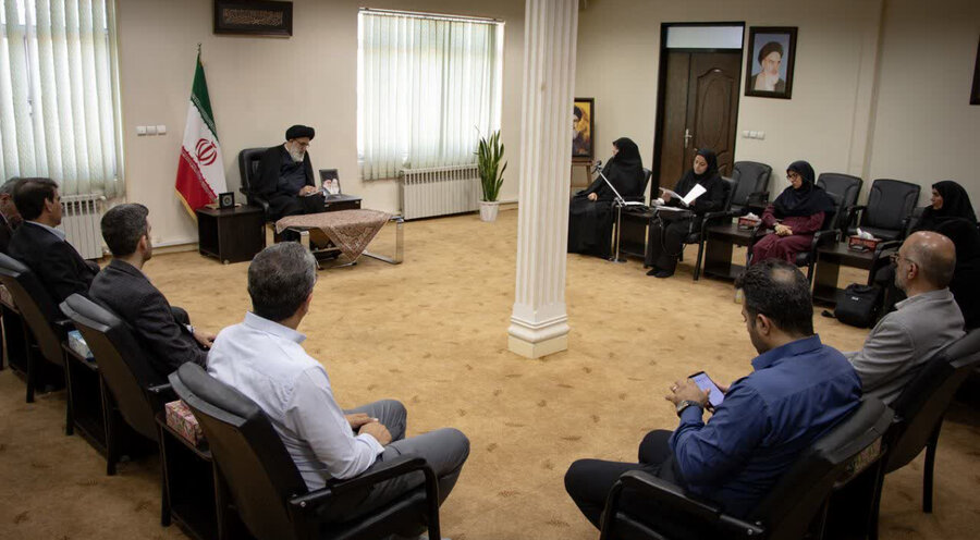 مدیرکل و کارکنان بهزیستی با نماینده محترم ولی فقیه در استان البرز دیدار کردند