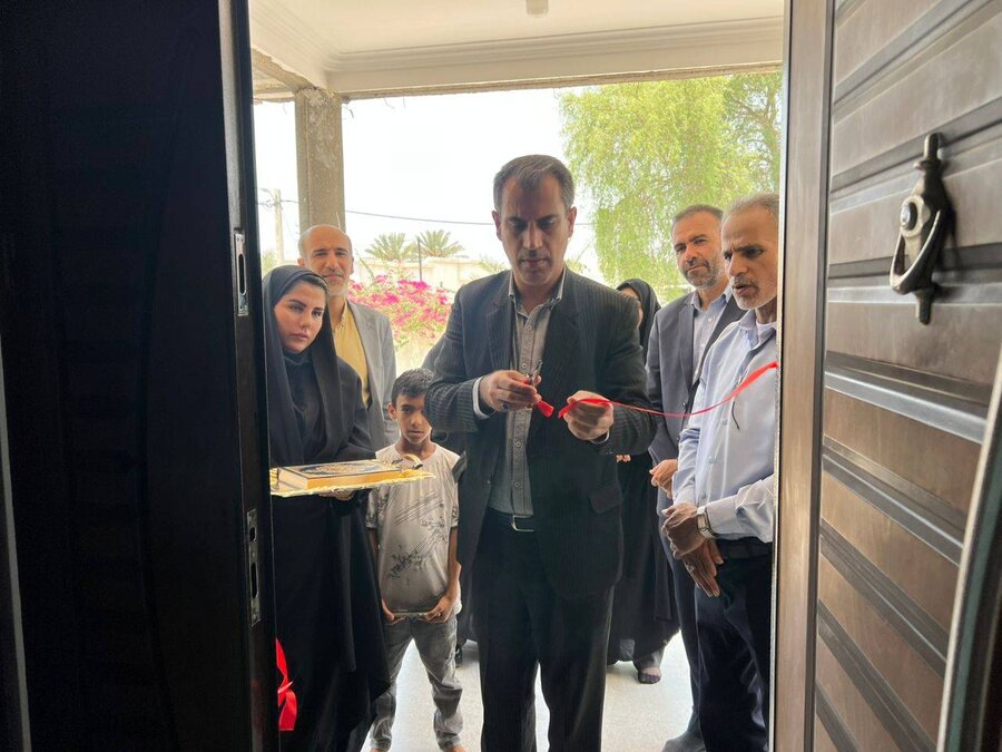 افتتاح  ۴۲ واحد مسکونی و ۱۴۹ طرح اشتغال‌زایی در  در بخش چاه مبارک شهرستان عسلویه در هفته بهزیستی