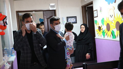 گزارش تصویری از حضور رئیس اتاق اصناف و نائب رئیس اتاق اصناف کشور در شیرخوارگاه غنچه های رضوان در هفته بهزیستی