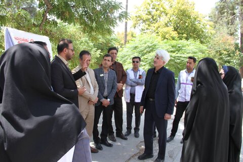 شیراز| رژه خودرویی مراکز اورژانس اجتماعی شیراز و صدرا با حضور مدیر کل بهزیستی فارس