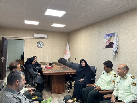 دیدار معاون اجتماعی و مسئول مواد مخدر نیروی انتظامی شهرستان ساوجبلاغ با رئیس اداره بهزیستی