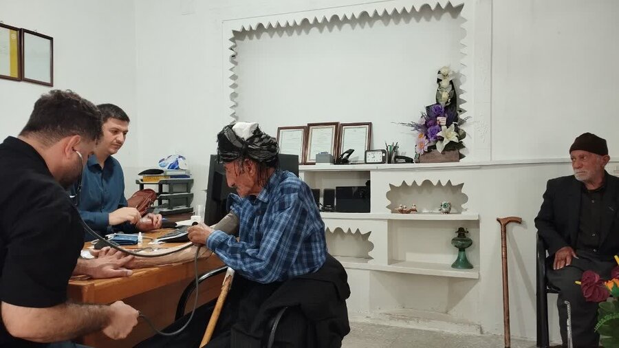 اجرای طرح مراقبت از سالمندان در کامیاران
