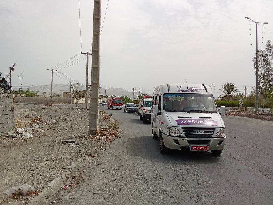 رژه خودرویی اورژانس اجتماعی در سیستان و بلوچستان 