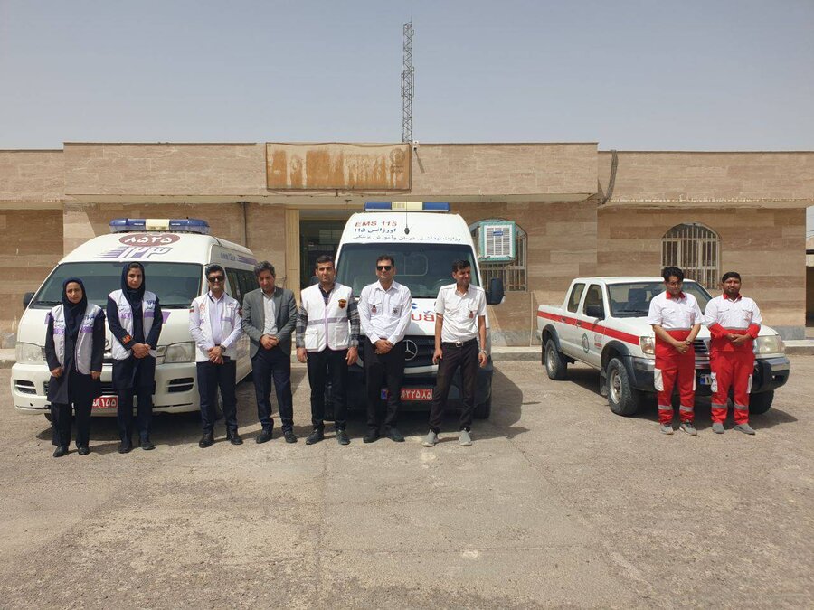 رژه خودرویی اورژانس اجتماعی در سیستان و بلوچستان 
