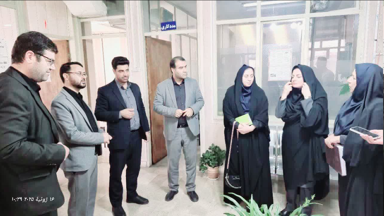 بازدید مسئولین عالی قضائی استان و شهرستان از خانه مهر نهاوند همزمان با هفته بهزیستی