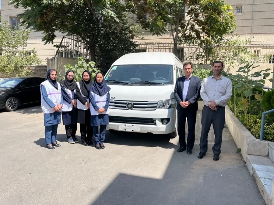 کرج | به مناسبت هفته بهزیستی | رونمایی از خودرو ون جدید اورژانس اجتماعی بهزیستی کرج